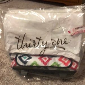 Thirty one rolling cooler